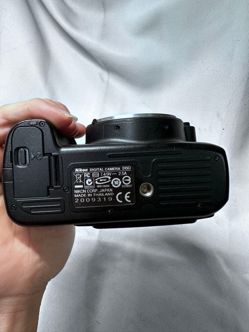 デジタルカメラ Nikon D60