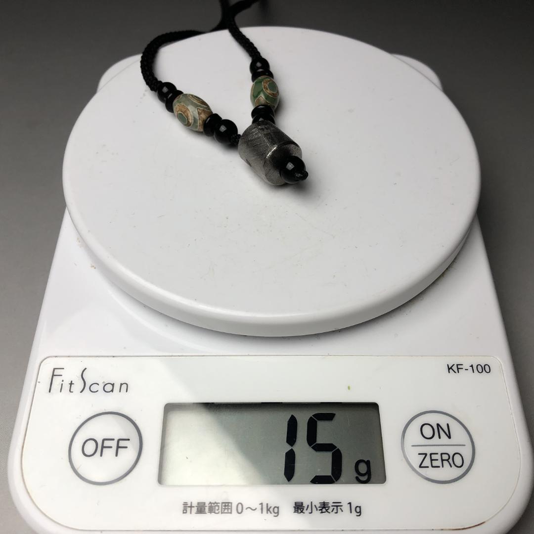 ムオニオナルスタ隕石　鉄隕石 メテオライト　ペンダント