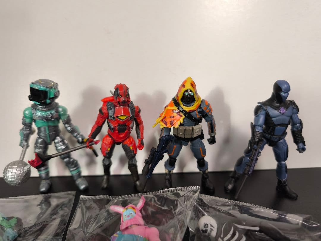 フォートナイト フィギュア 4インチ ８体まとめ売り おまけ付き