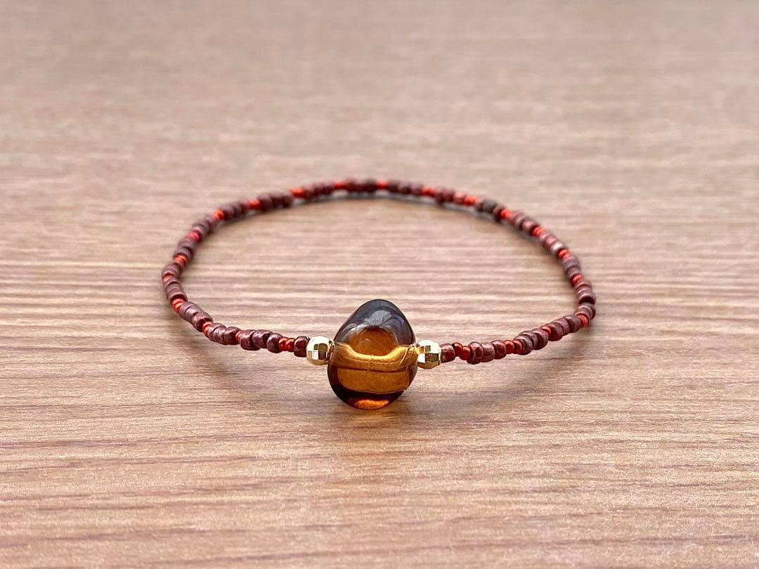 ヴィンテージビーズ スモーキーアンバー & ローズレッド ブレスレット