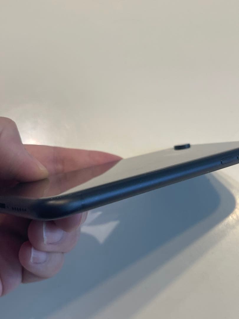 中古　極美品　iPhone XR 黒　64GB