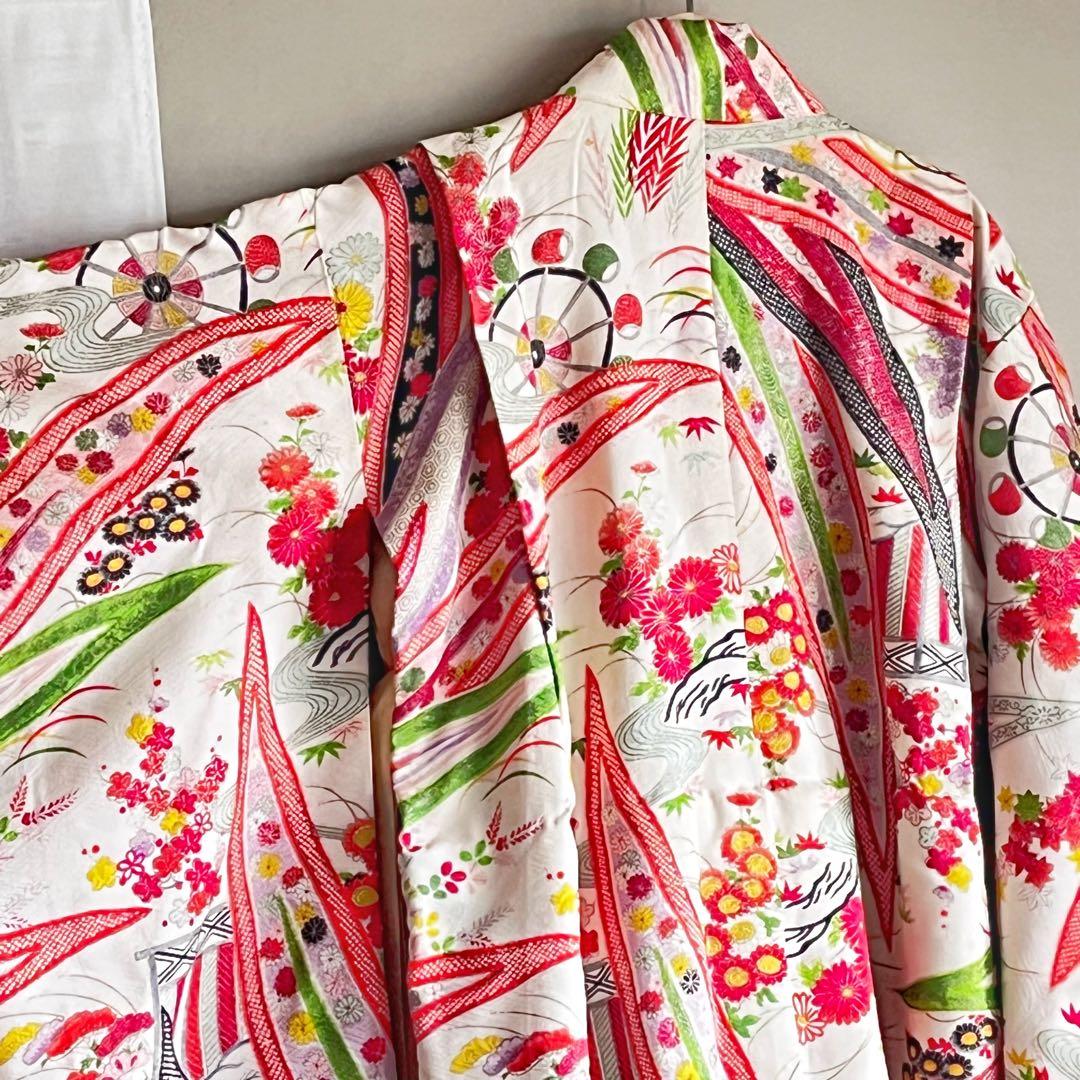 ジュニアサイズ　着物　アンティーク　七五三用　ヴィンテージ　子ども着物　四つ身