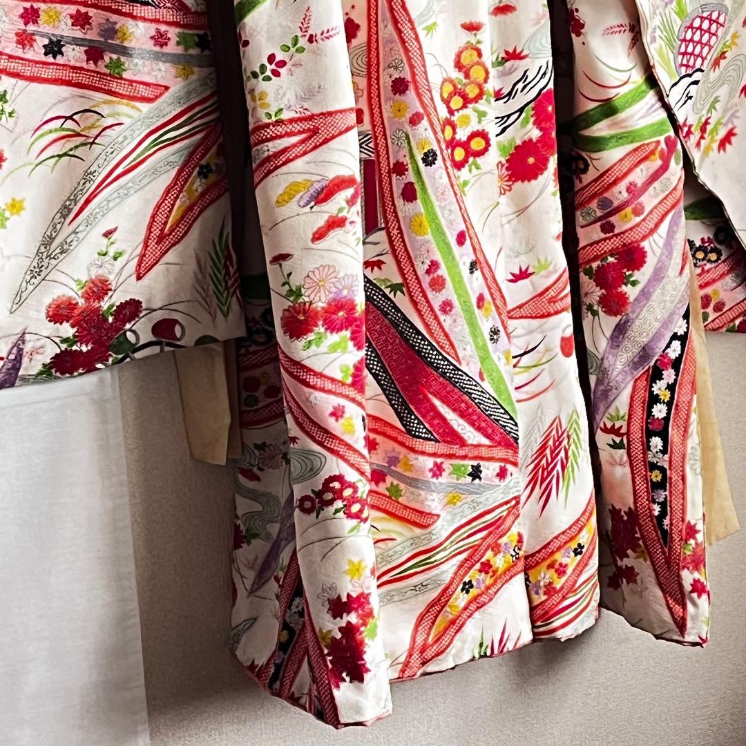 ジュニアサイズ　着物　アンティーク　七五三用　ヴィンテージ　子ども着物　四つ身