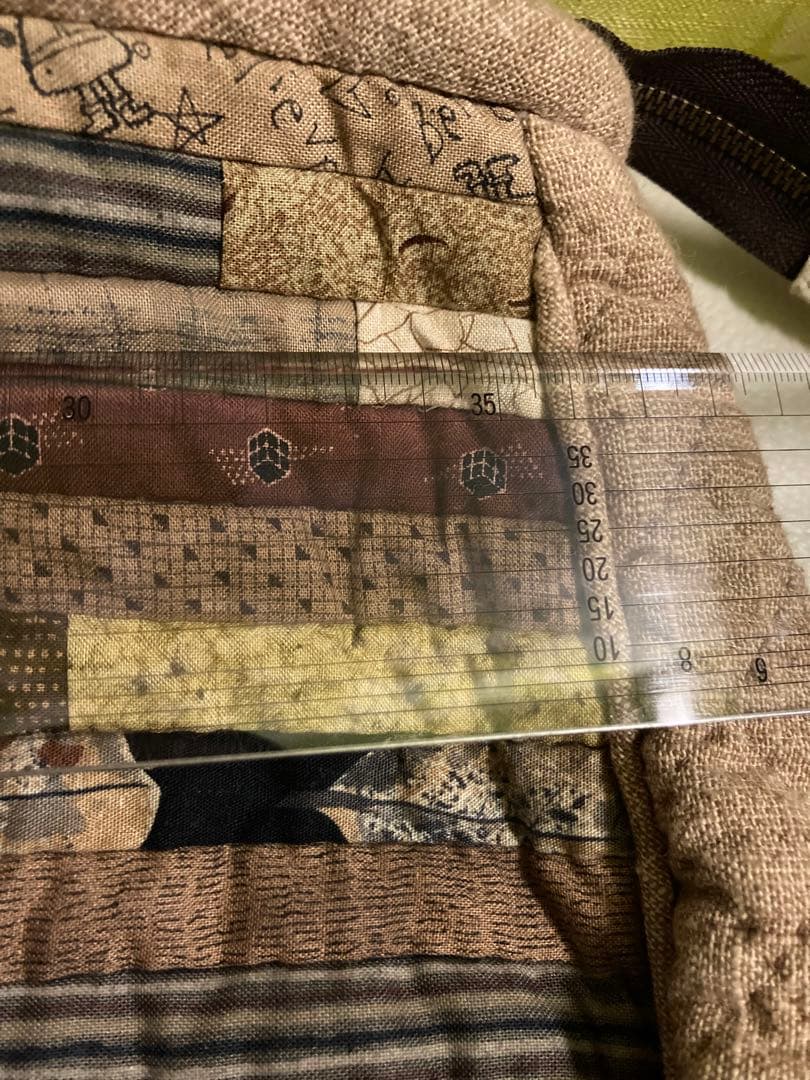 【パッチワーク手作り】ブラウン系パッチワークトートバッグ　木製ハンドルチャック付