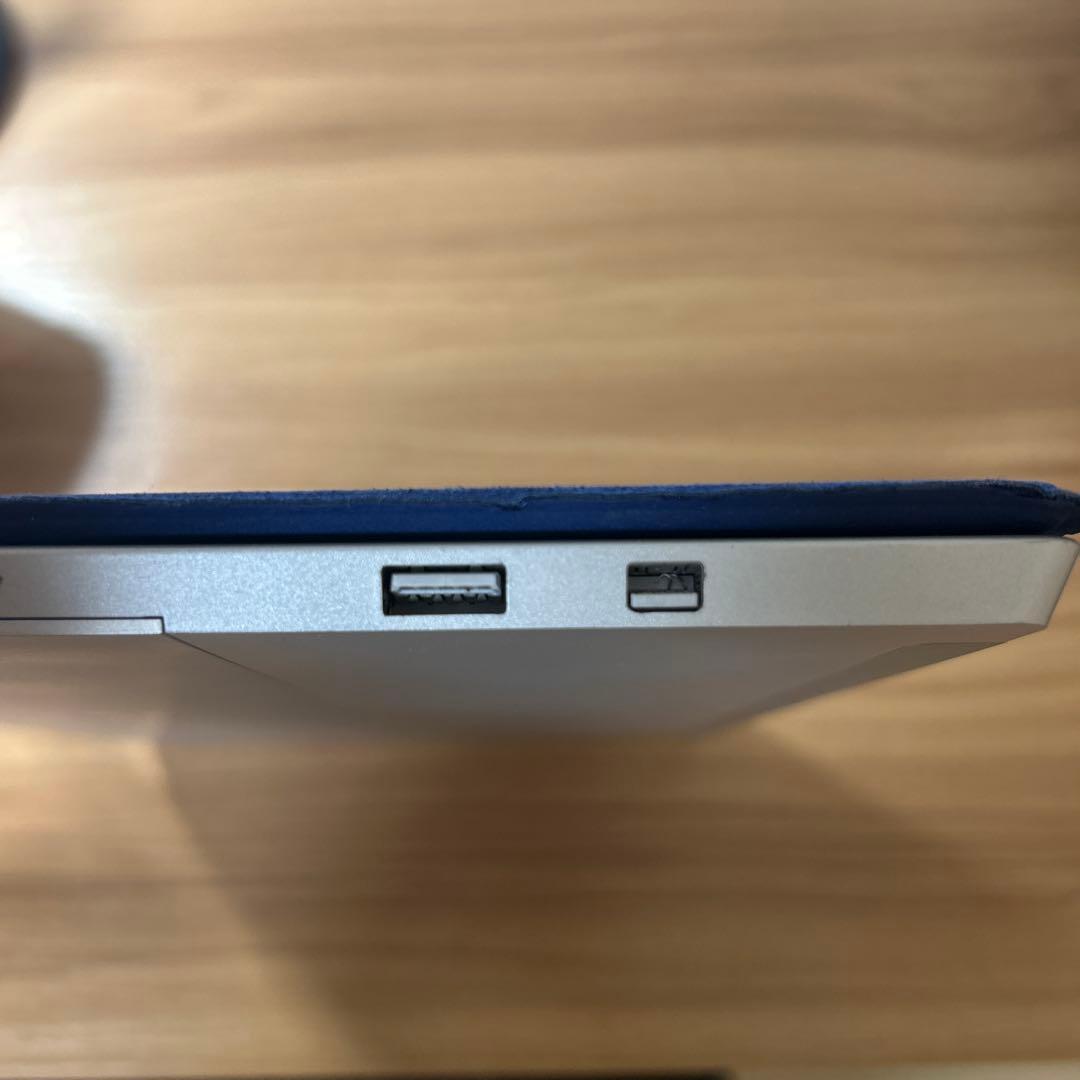 Microsoft Surface 3 (キーボード付き)