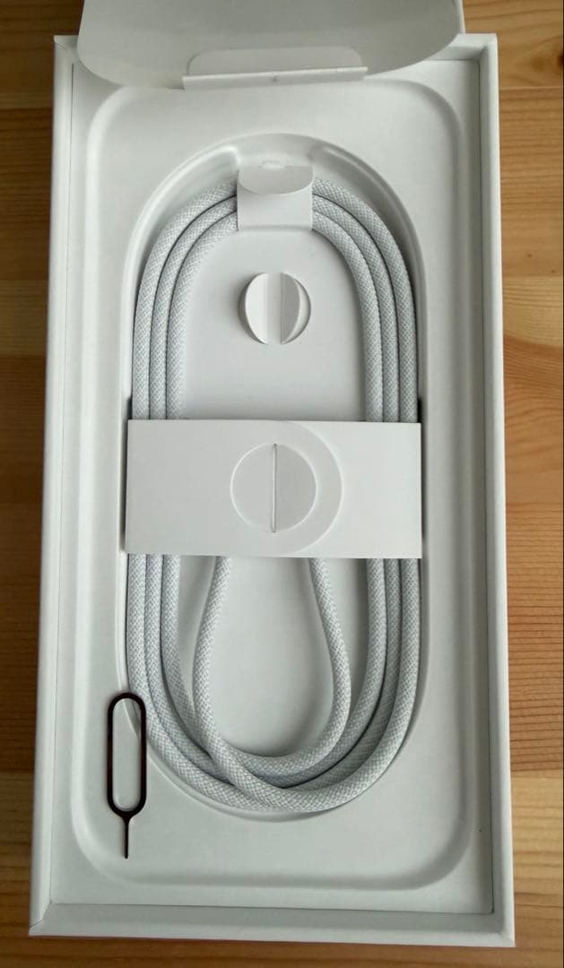iPhone16pro 128GB SIMフリー ホワイトチタニウム