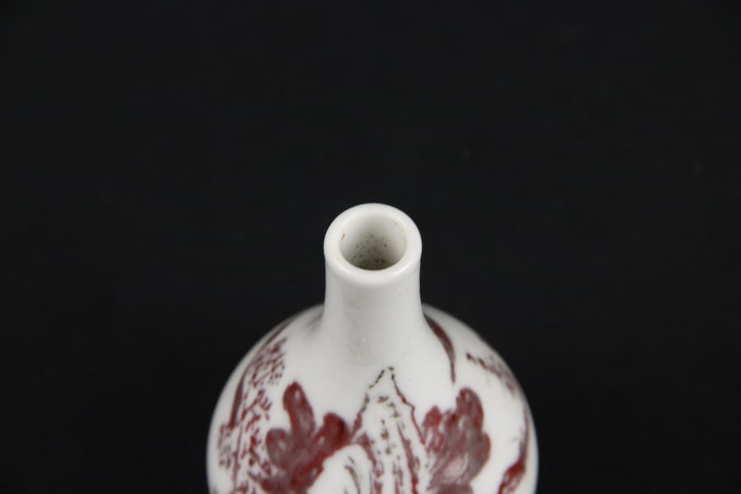 中国美術　釉裏紅山水図　鼻煙壺　小瓶 清時代　景徳鎮　古陶磁器 ES19-11