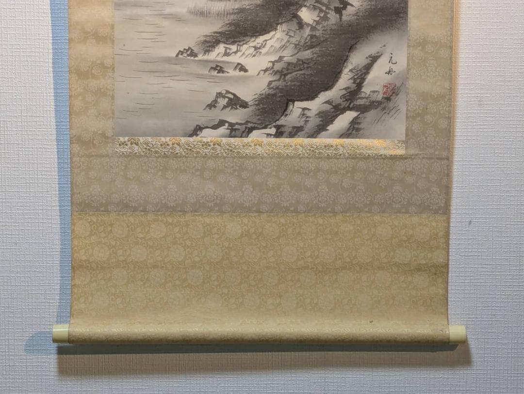 【真作】掛軸　幽谷山水図　深山の静寂を描く墨の詩情　V74