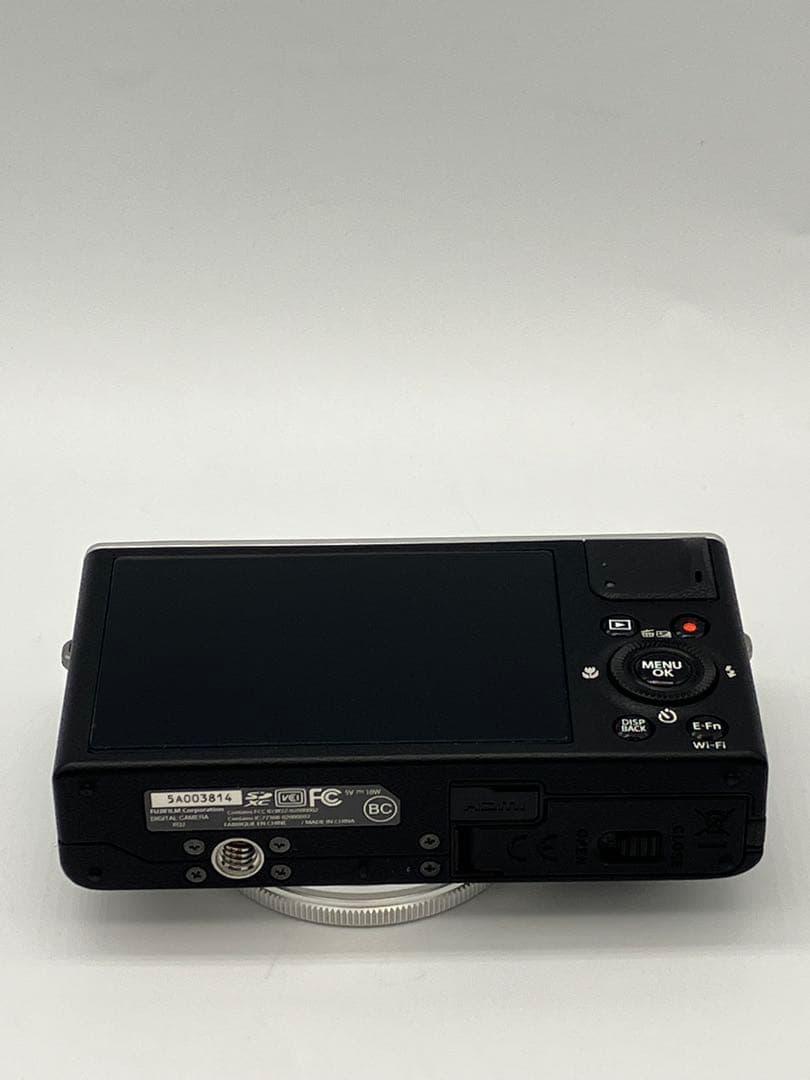 【返品保証・動作確認済】FUJIFILM XQ2