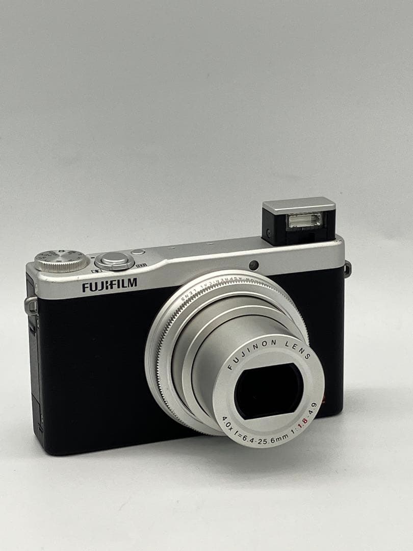 【返品保証・動作確認済】FUJIFILM XQ2