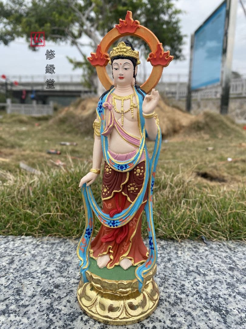 【修縁堂】彩繪切金 勢至菩薩仏像立像 供養品 木彫仏教 美術工芸品 風水 開運