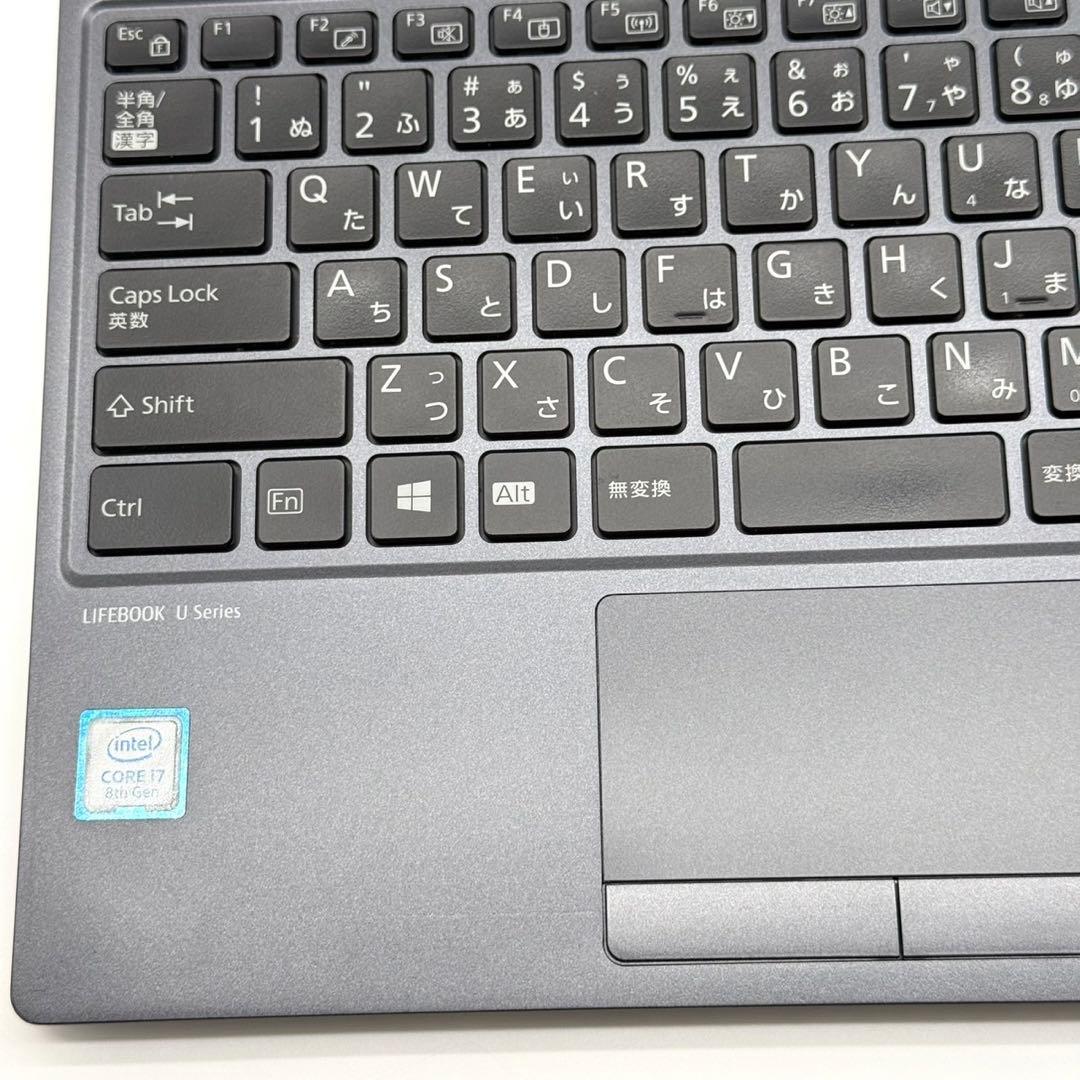 美品 ノートパソコン 富士通 8世代i7 8GB ストレージ無し