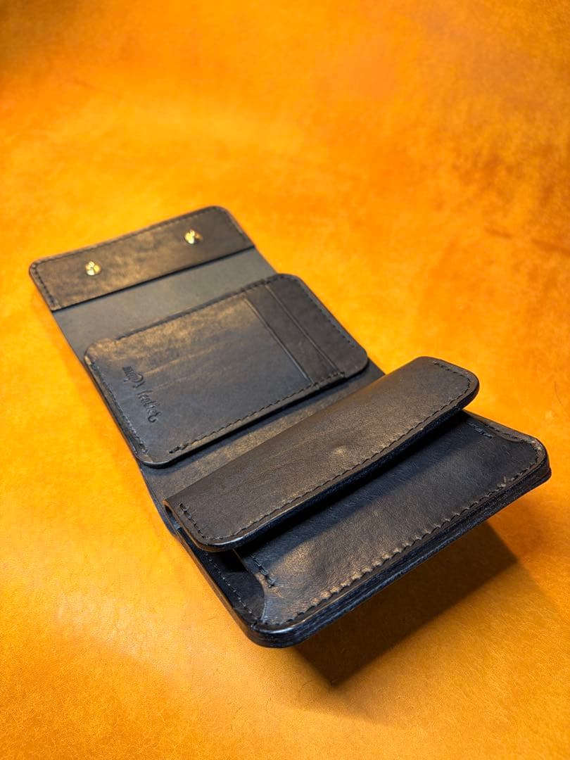 イタリアンレザードラーロXマルゴー三つ折り財布