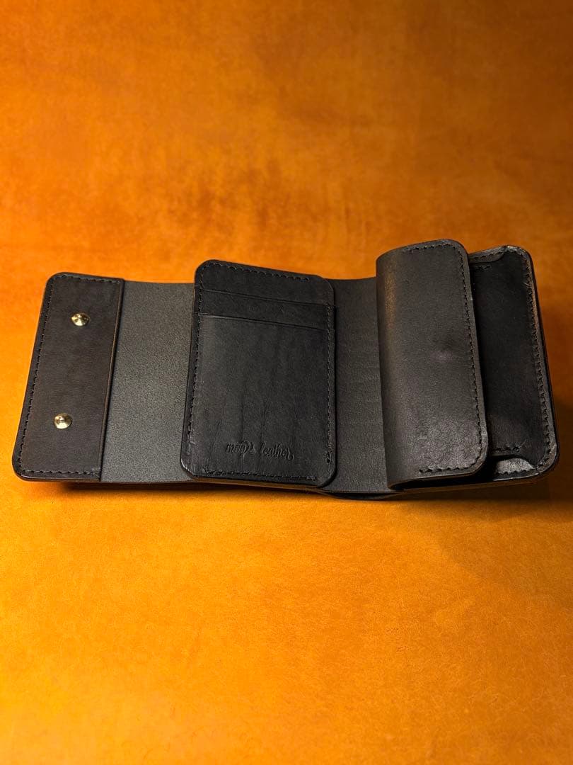 イタリアンレザードラーロXマルゴー三つ折り財布
