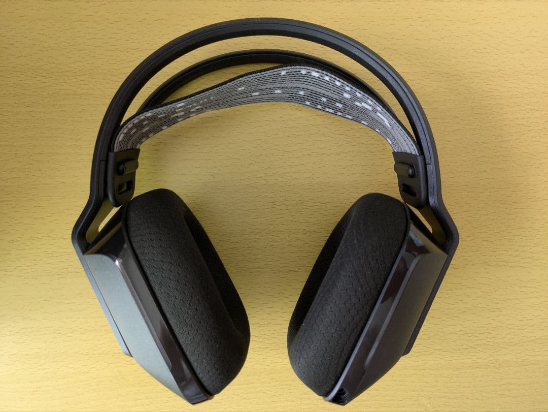 ヘッドホン Logicool G733-BK