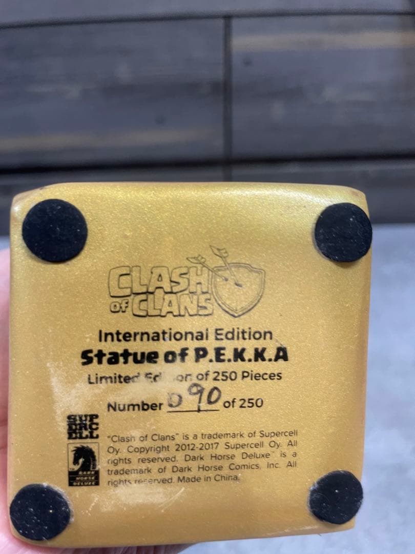 クラクラ 金のペッカ像(希少種)