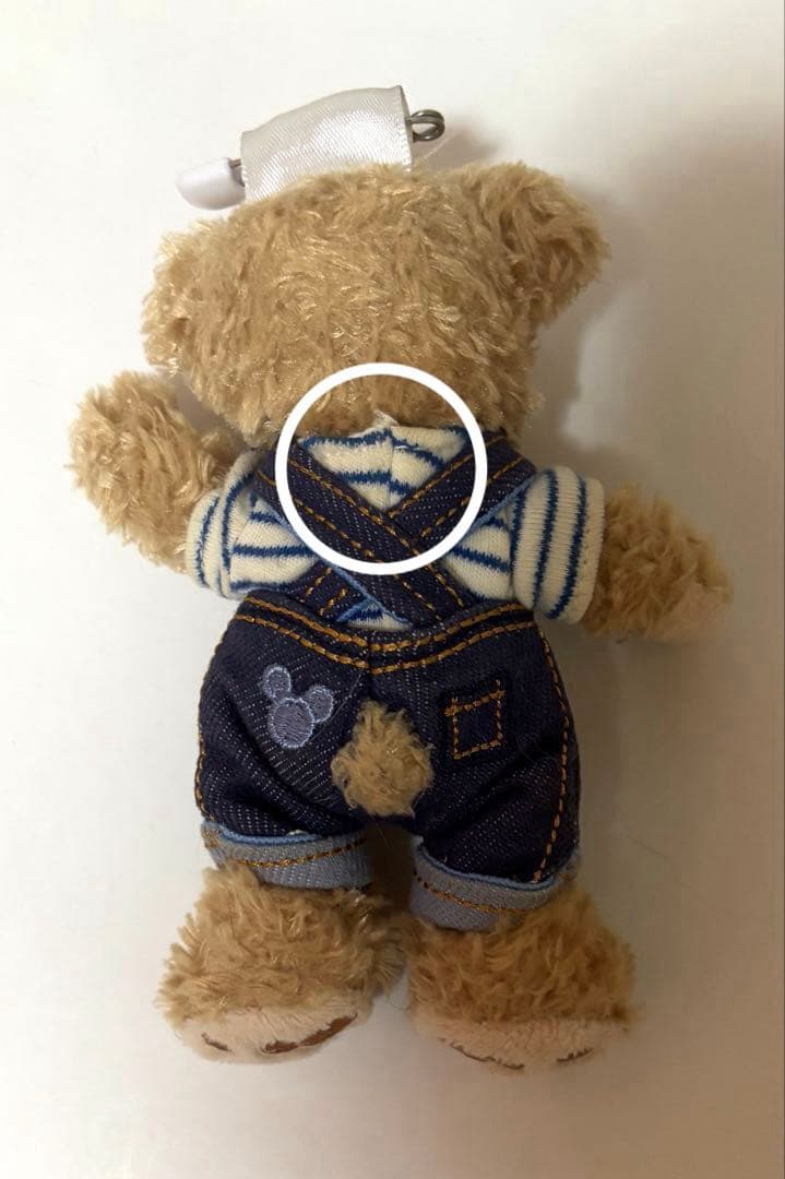 ダッフィー　ぬいぐるみバッジ　デニム　ダッフィーフレンズ