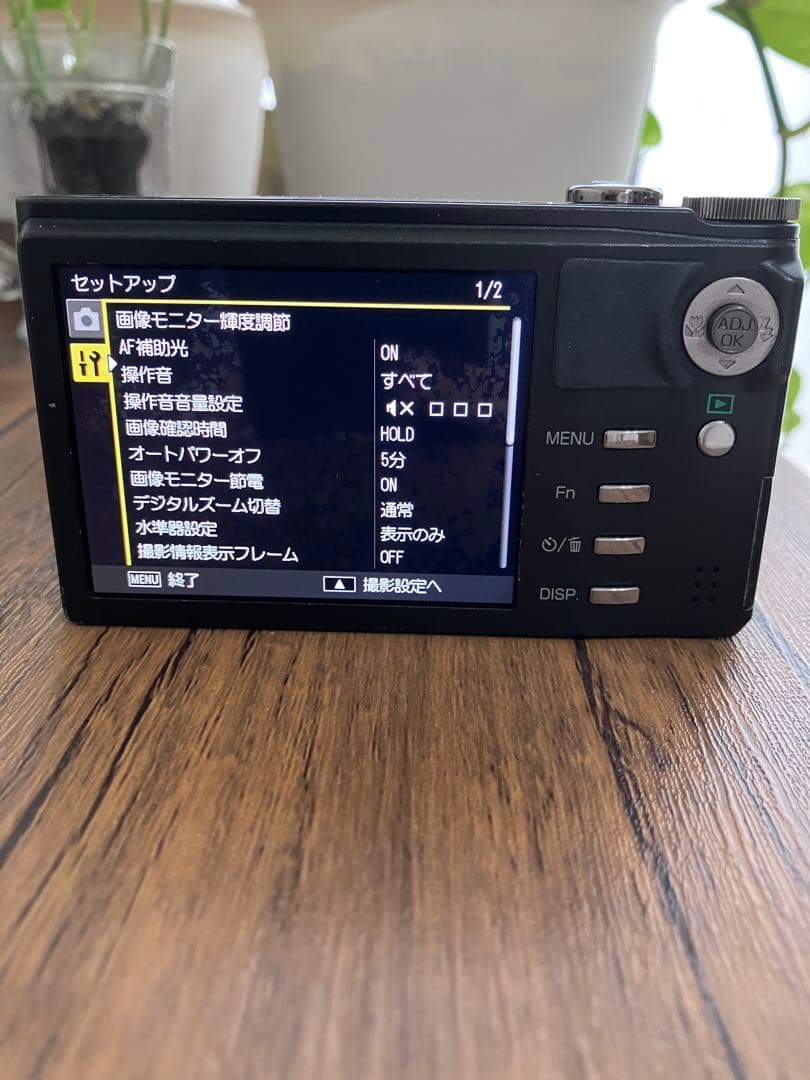 RICOH CX3 動作確認済み　iPhone転送　充電器付き　ブラック