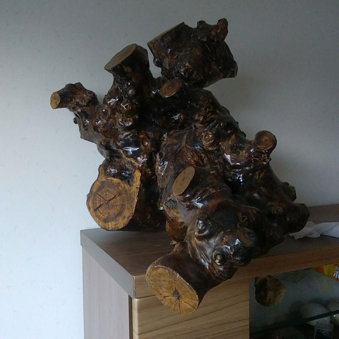 流木、ア一ト。置物。