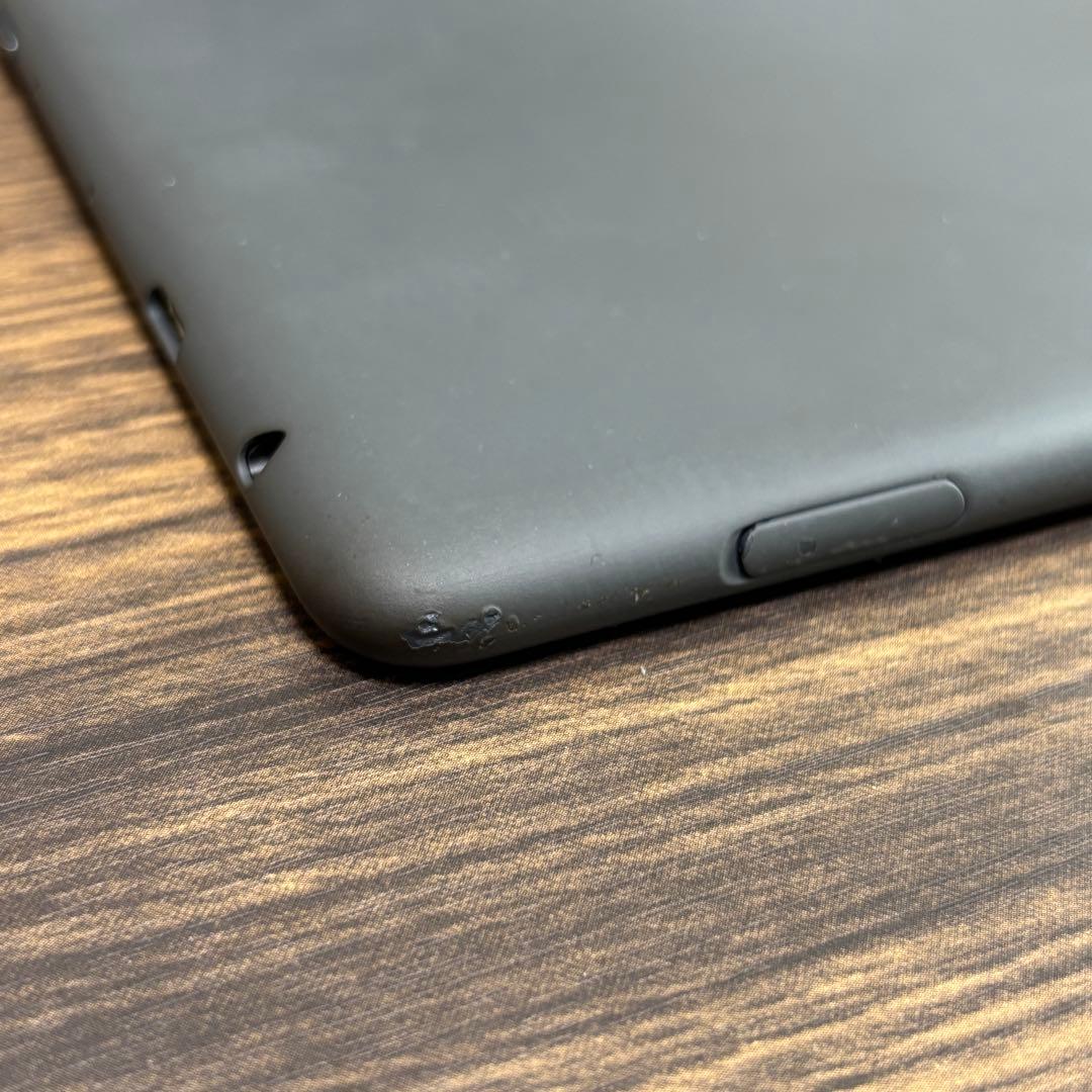 Amazon Fire HD 10 Plus （第11世代）グレー　32GB