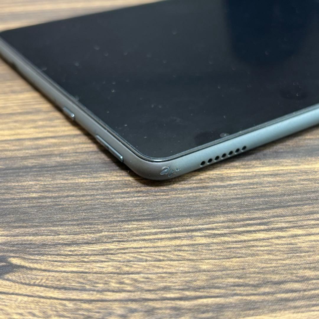 Amazon Fire HD 10 Plus （第11世代）グレー　32GB