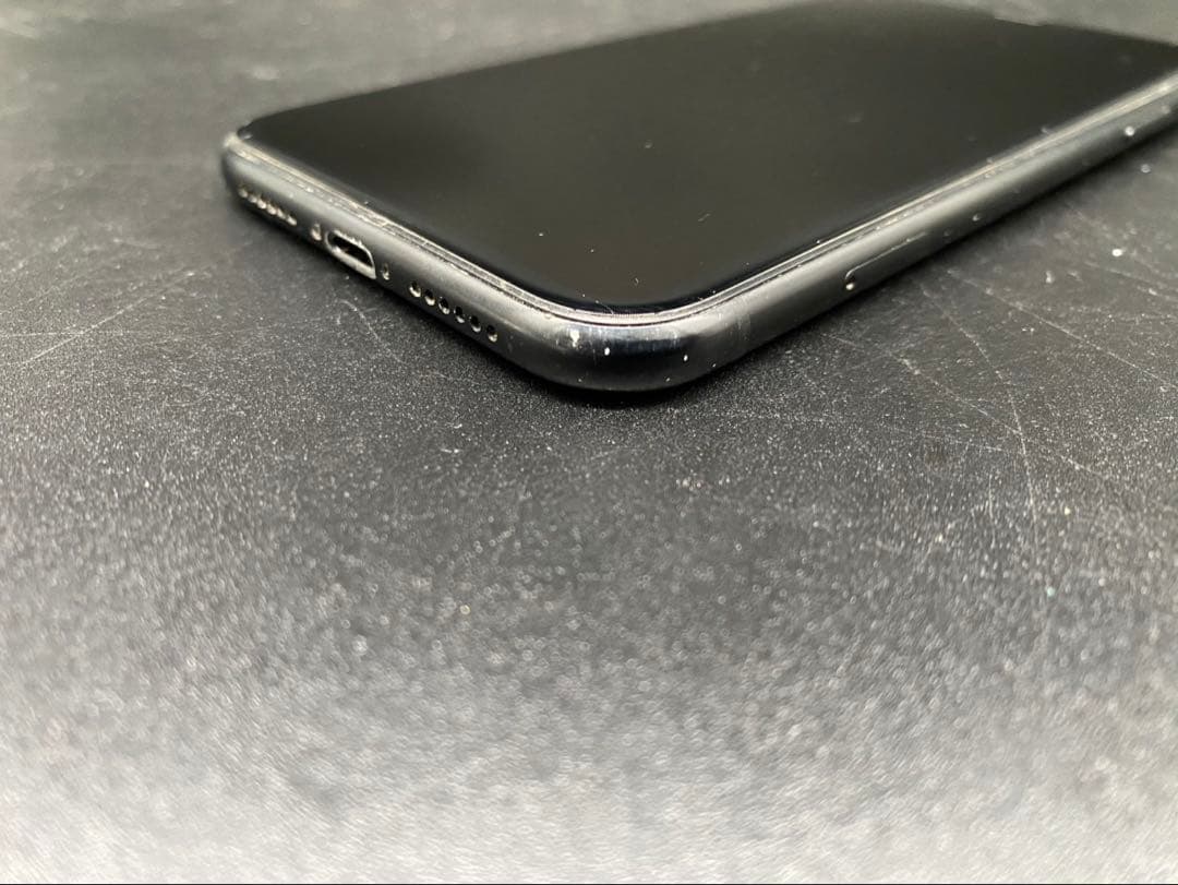 ★Apple iPhone XR MT002J/A 64GB、SIMロックあり