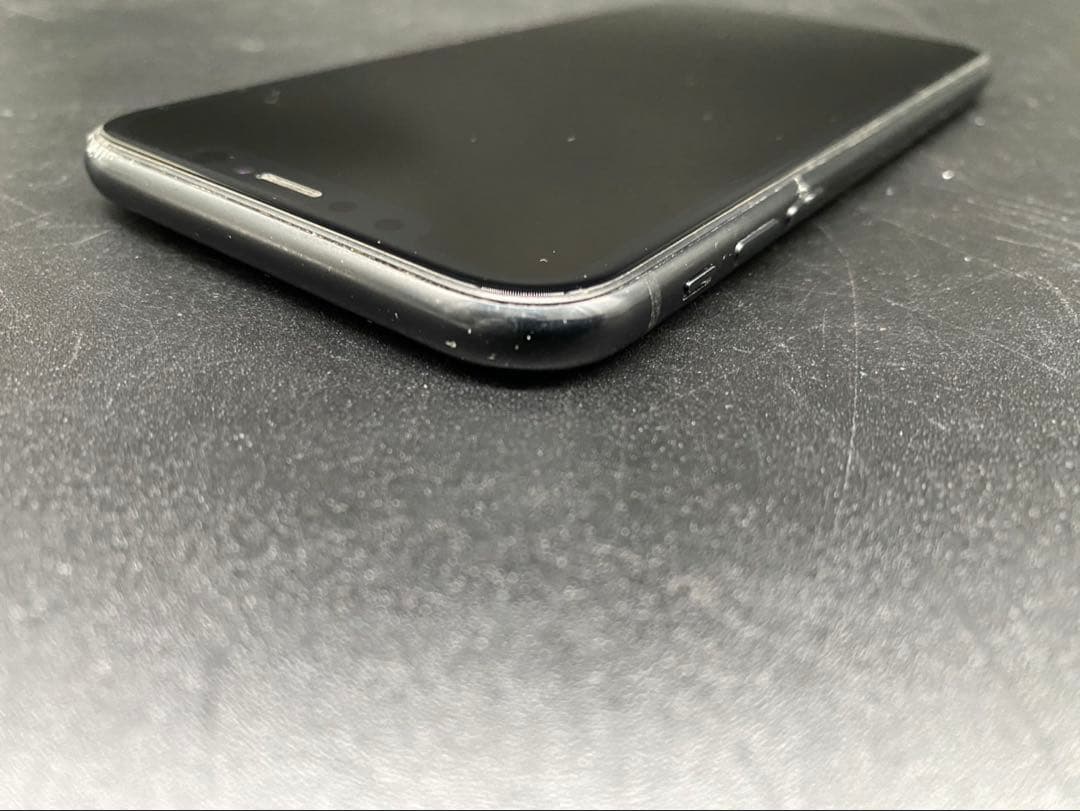 ★Apple iPhone XR MT002J/A 64GB、SIMロックあり