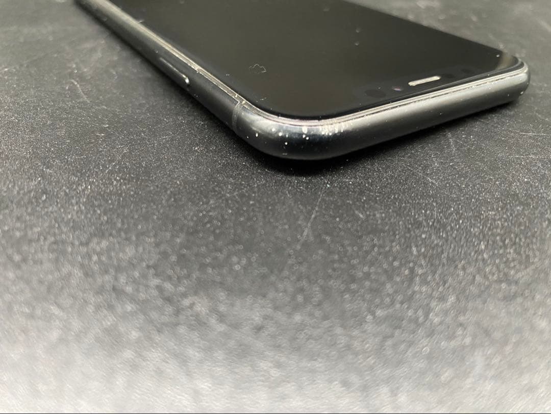 ★Apple iPhone XR MT002J/A 64GB、SIMロックあり