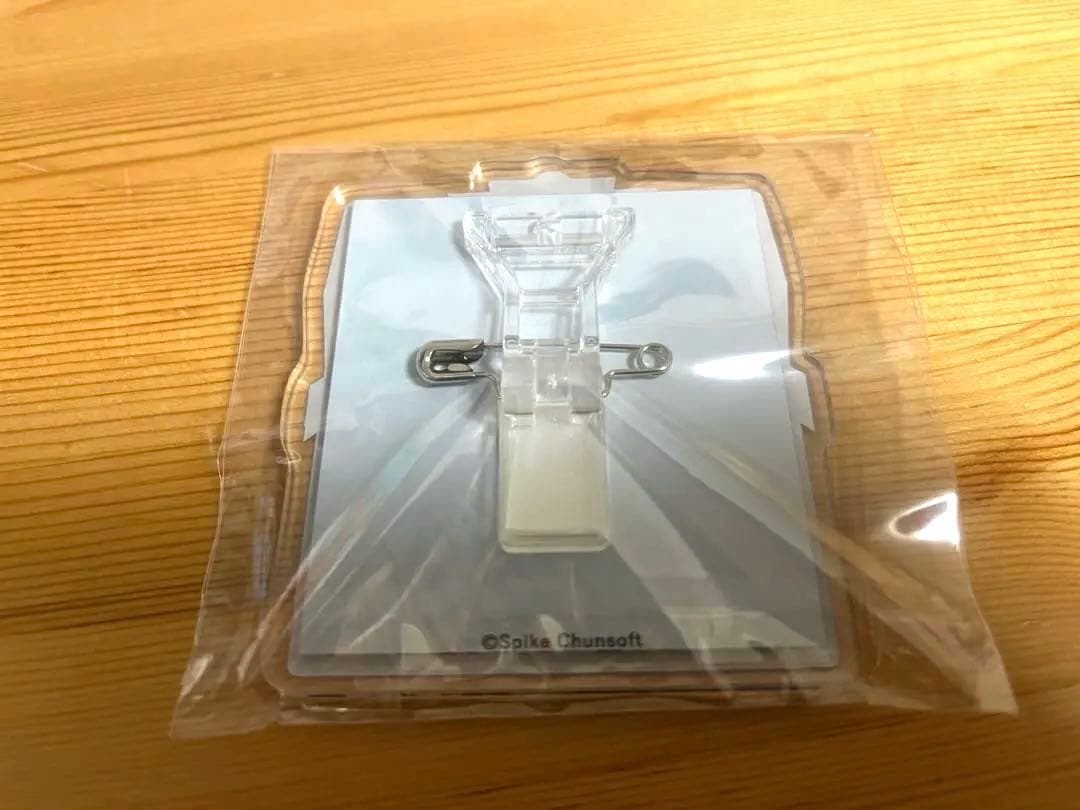 ダンガンロンパV3 王馬小吉 遺影アクリルバッジ