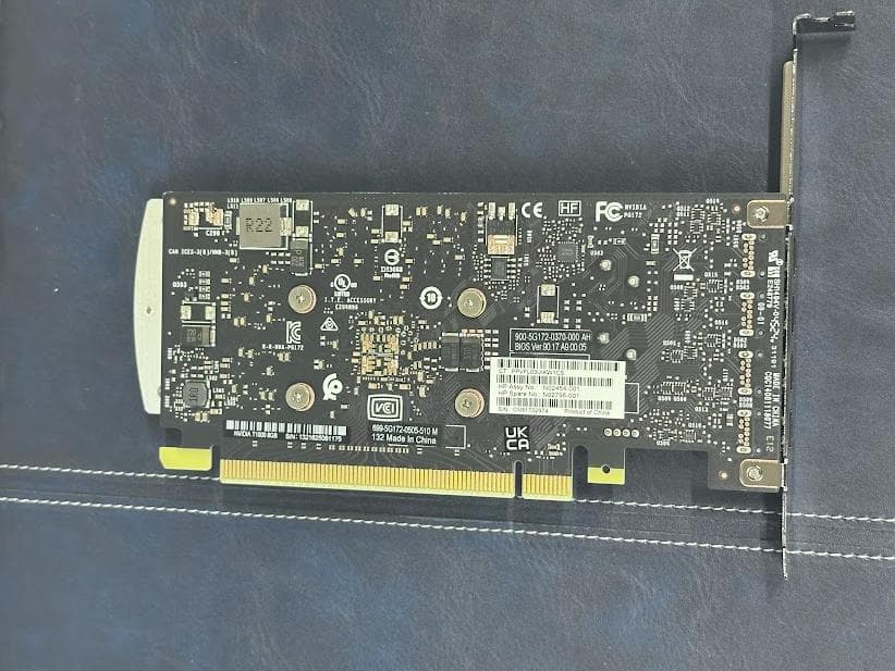 ☆ 新品未使用 ☆ NVIDIA T1000 8GB グラフィックボード*4個