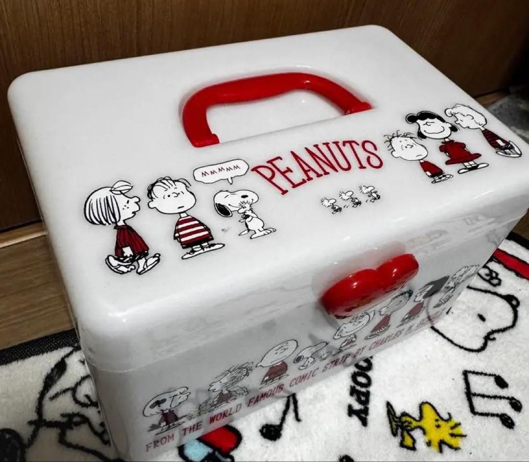 サンリオ　スヌーピー 救急箱　マルチBOX