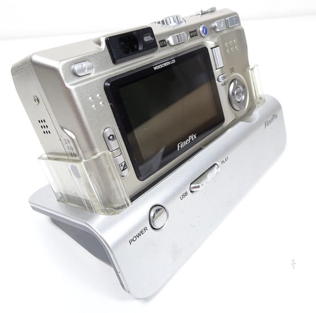 FUJIFILM FinePix F710クレードル付