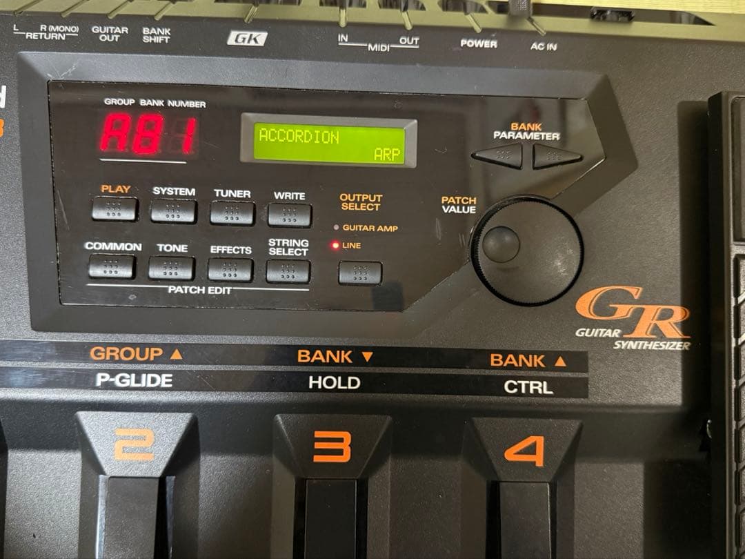 Roland GR-33 ギターシンセサイザー　本体　アダプタ