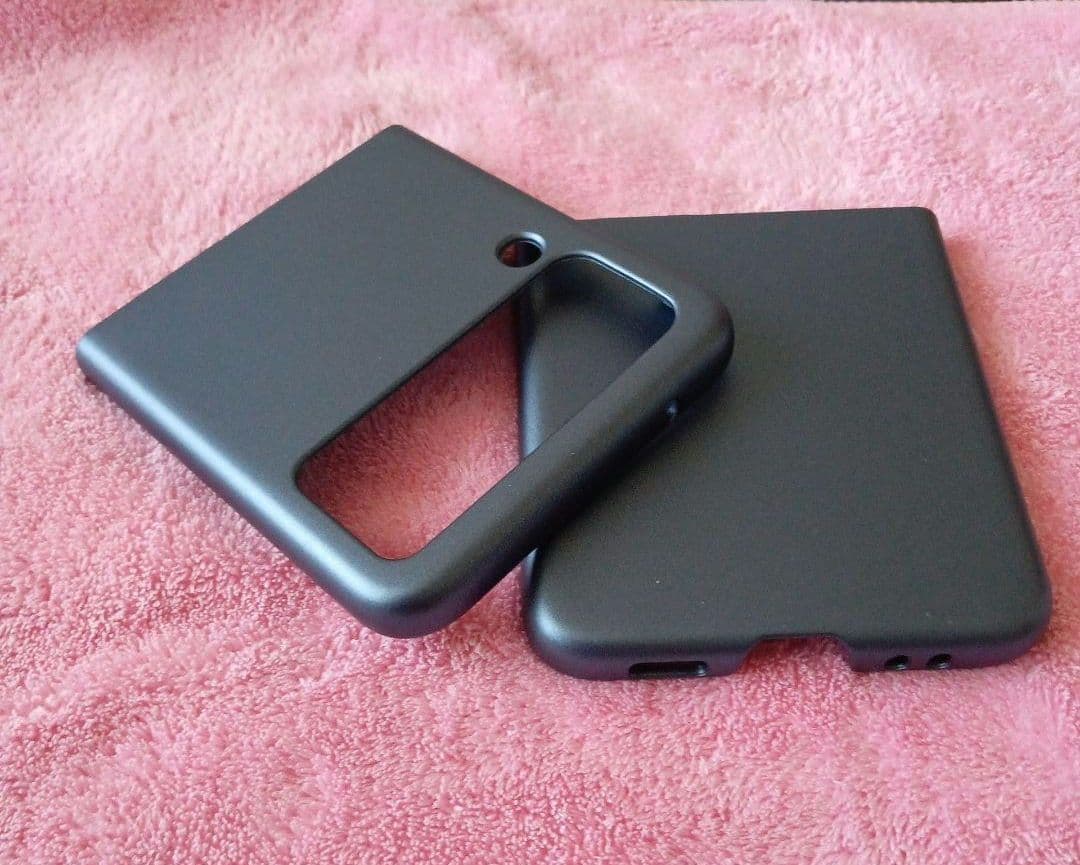 値下げ Samsung Galaxy Z Flip3ブラック 折りたたみ式