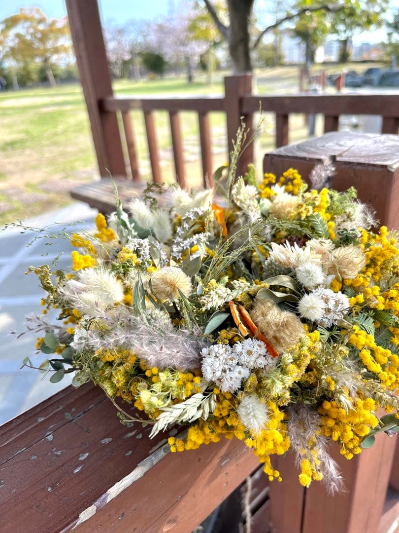 ミモザリース　ミモザフライングリース　ミモザスワッグ　ドライフラワーリース