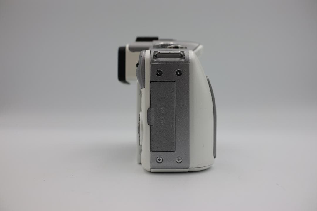 Panasonic LUMIX DMC-G3-W（ホワイト）