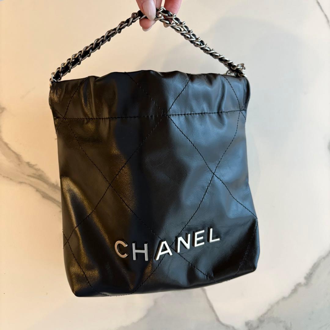 CHANEL ショルダーバッグ ブラック シルバー