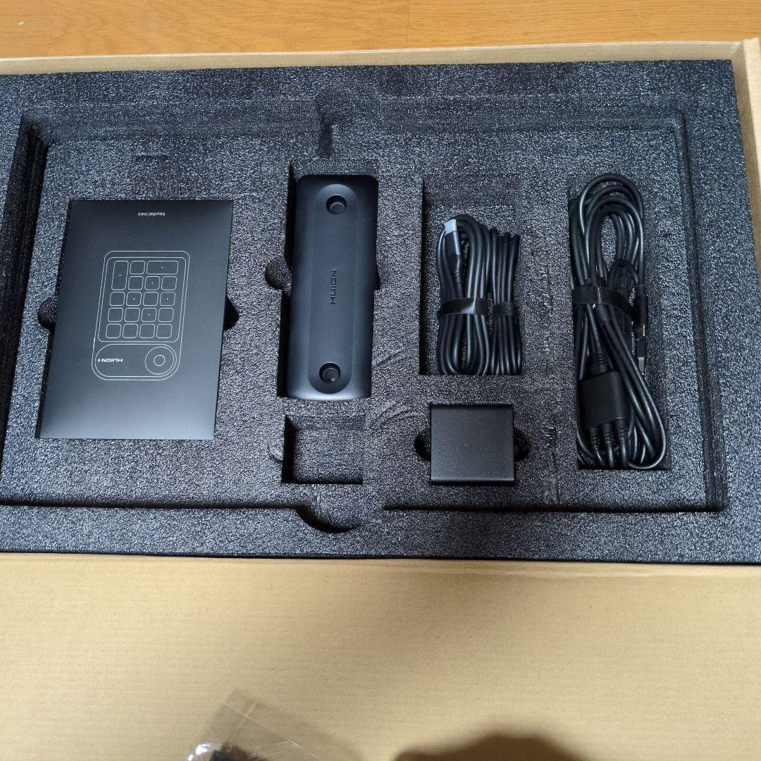【ほぼ美品】Huion KAMVAS PRO 19 4K液晶ペンタブレット本体