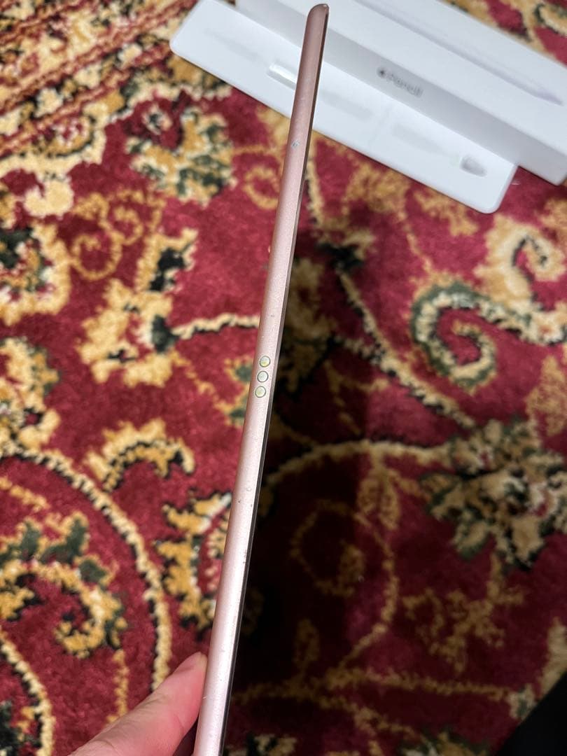 【再出品】ipad pro9.7　wifi＆cellular＋付属品