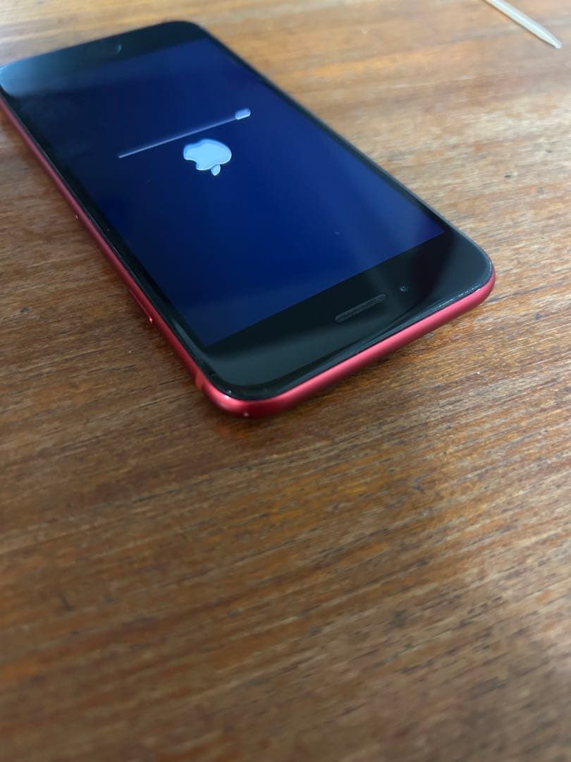 iPhoneSE第2世代 64GB red 本体 箱あり