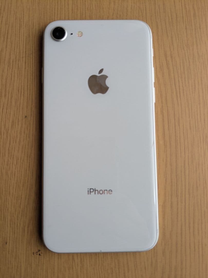 iphone8 256GB シルバー