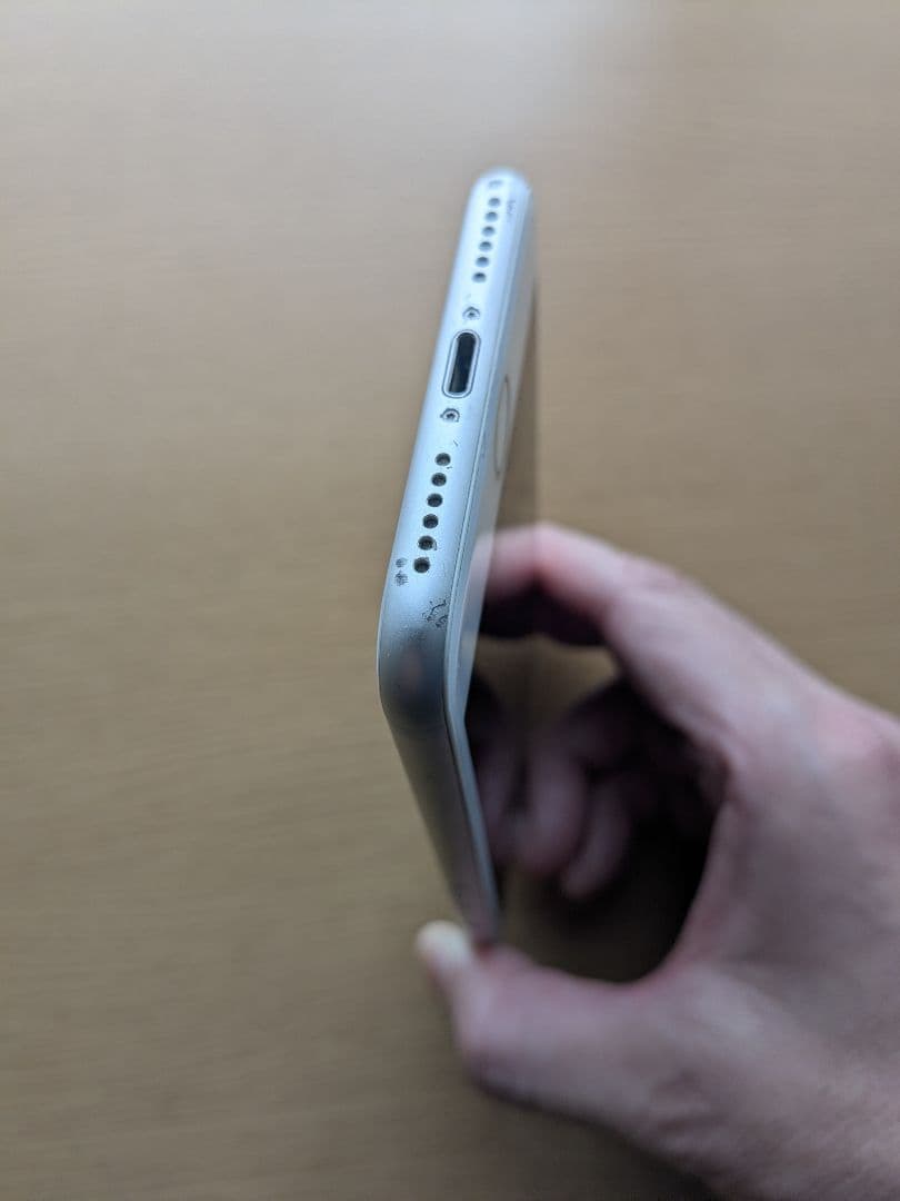 iphone8 256GB シルバー