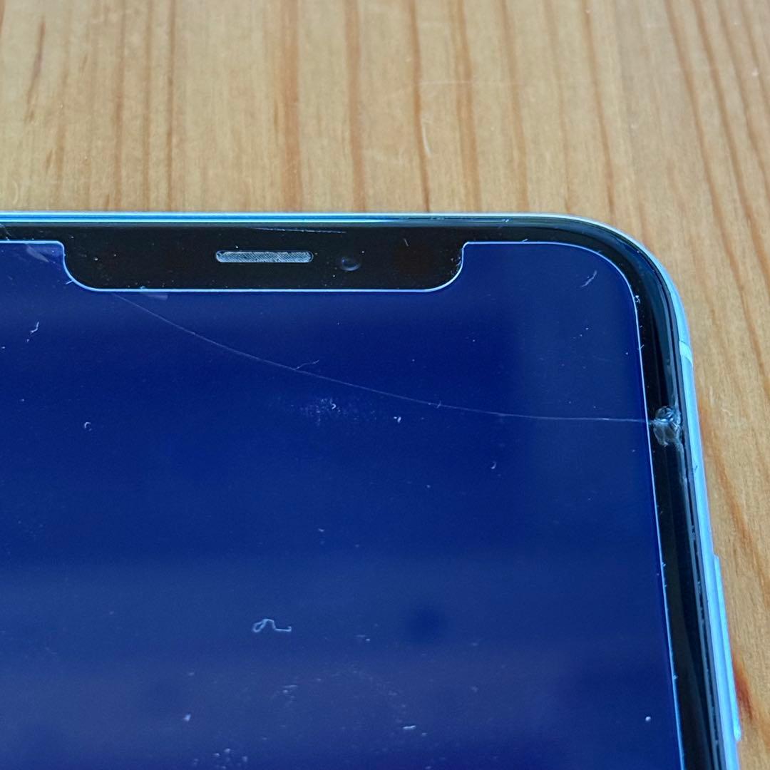 iPhone XR 64GB（白／画面割れあり／バッテリー88％）