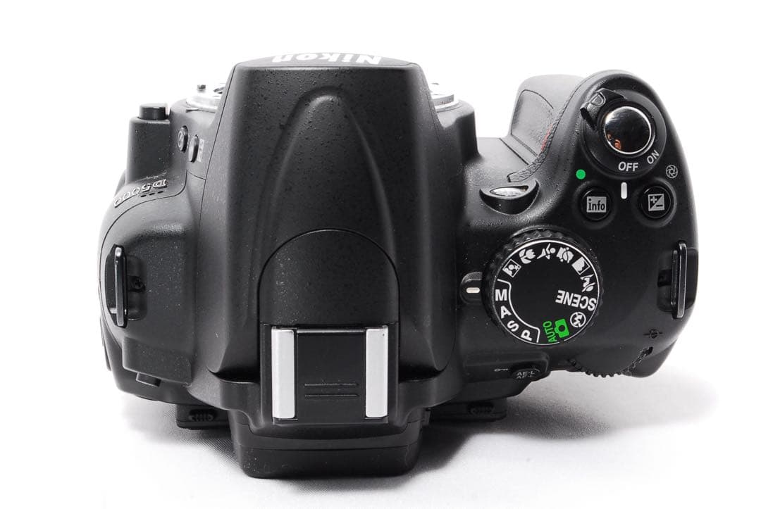 ◆ショット数少なめ◆Nikon D5000◆スマホ転送◆一眼レフカメラ◆超美品◆