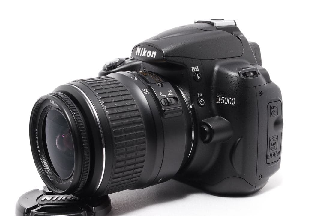 ◆ショット数少なめ◆Nikon D5000◆スマホ転送◆一眼レフカメラ◆超美品◆