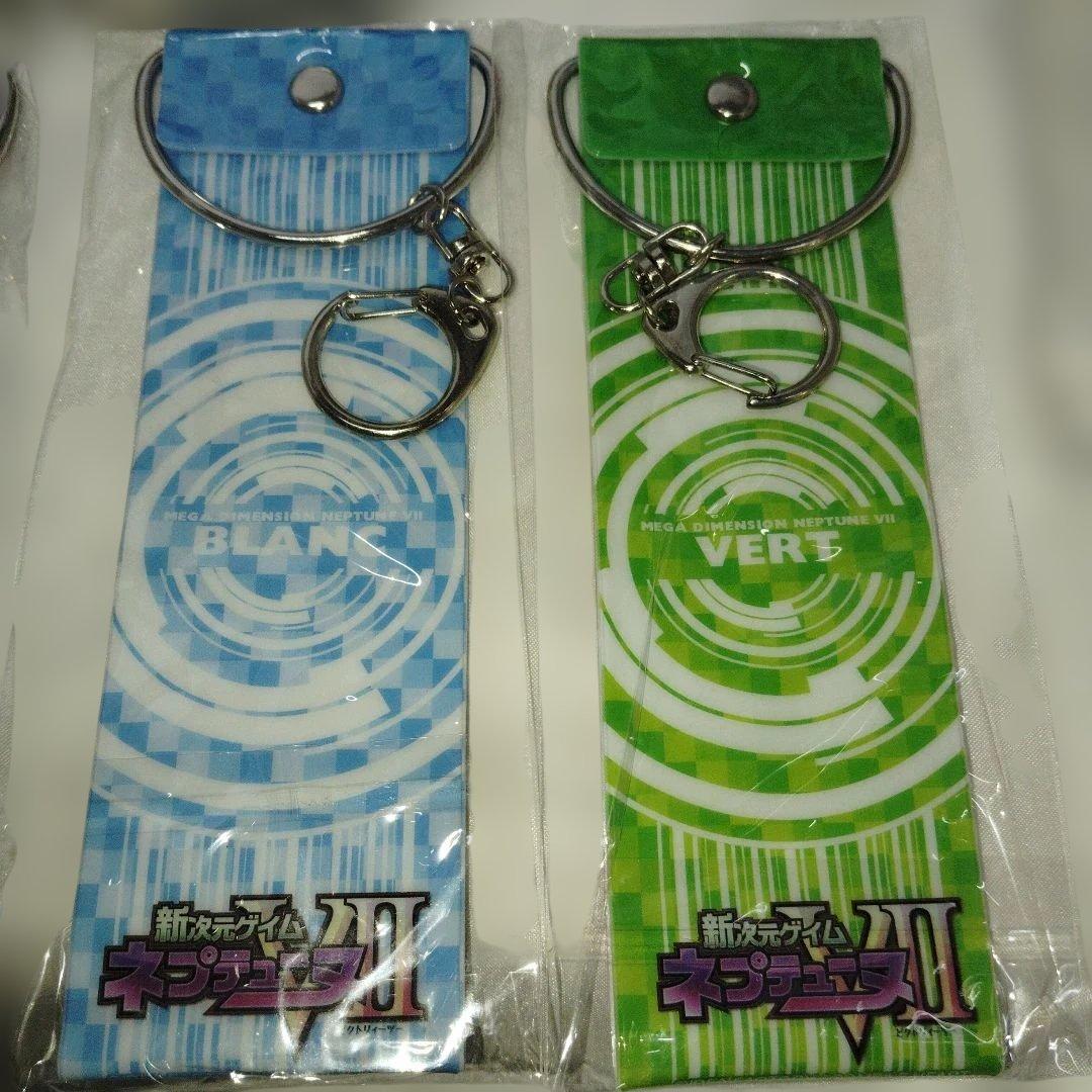 超次元ゲイム ネプテューヌ キーホルダー 缶ペンケース アクリルペアキーホルダー