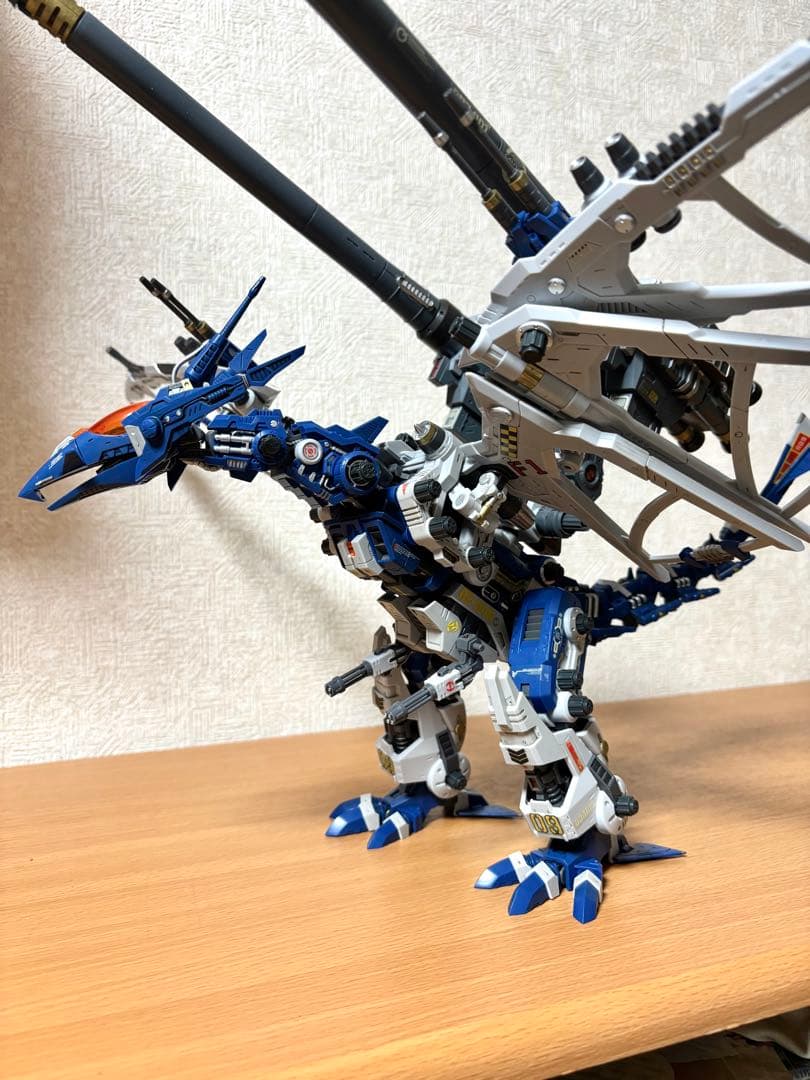 HMM サラマンダー コトブキヤ1/72 ゾイド プラモデル 塗装済み 完成品