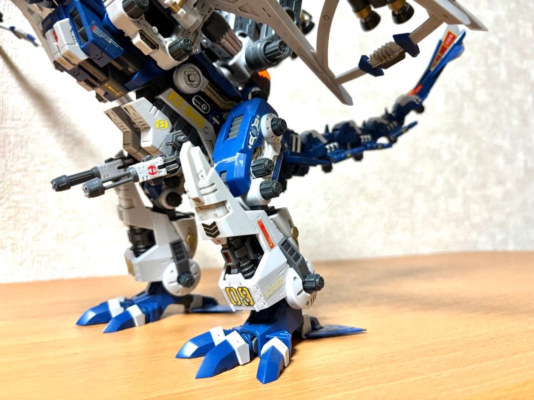 HMM サラマンダー コトブキヤ1/72 ゾイド プラモデル 塗装済み 完成品