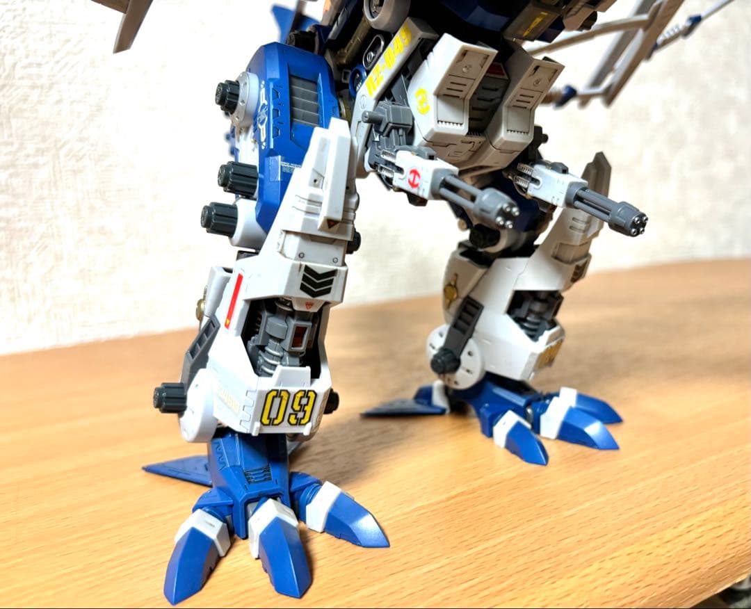 HMM サラマンダー コトブキヤ1/72 ゾイド プラモデル 塗装済み 完成品