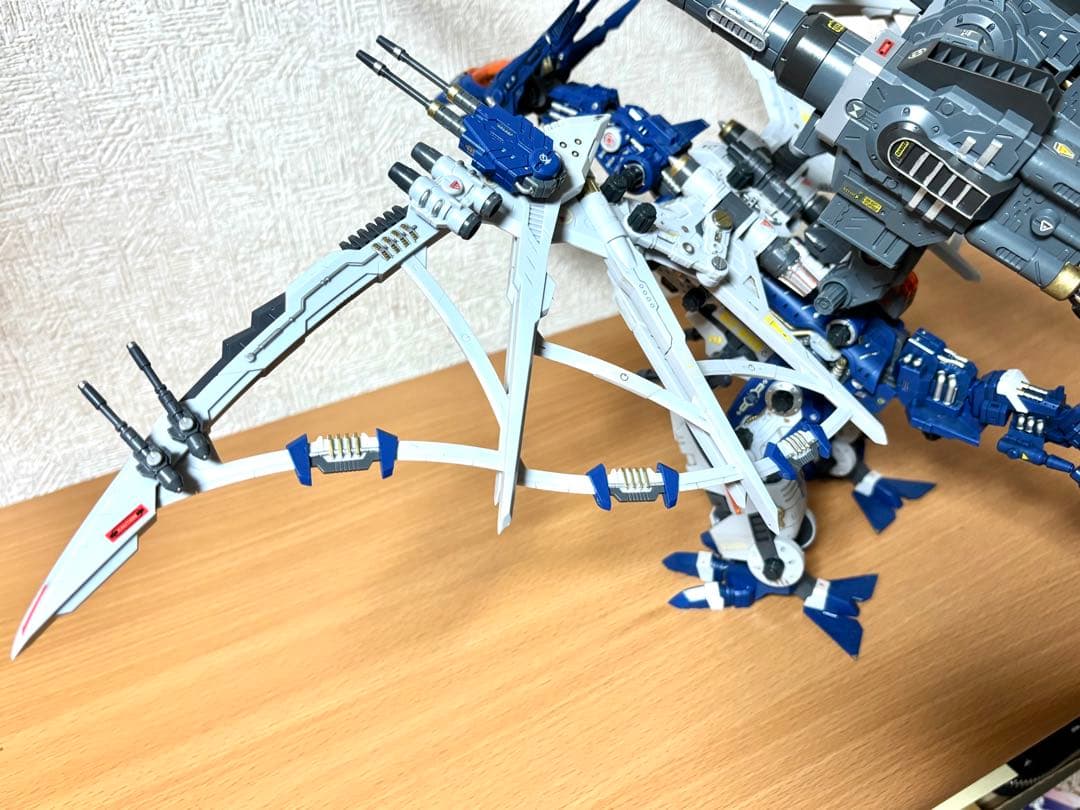 HMM サラマンダー コトブキヤ1/72 ゾイド プラモデル 塗装済み 完成品